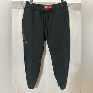 Nike Tech Fleece Joggers Men’s Black Size L